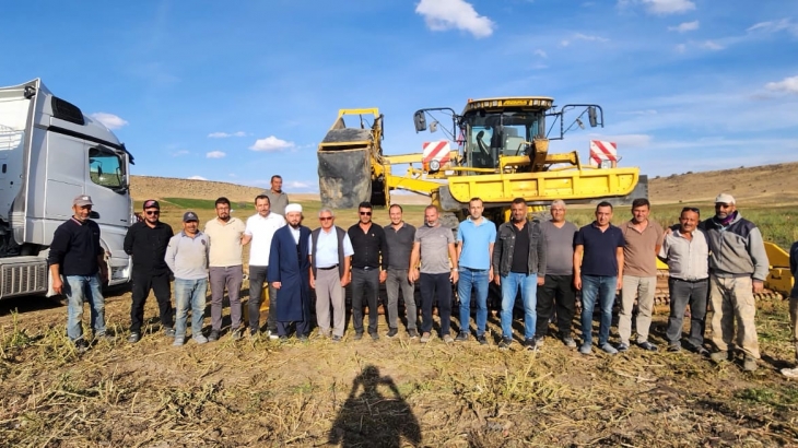 2024 YILI PANCAR SEZONUMUZ BAŞLAMIŞTIR TÜM ÇİFTÇİ VE KOOPERATİF ÜYELERİMİZE HAYIRLI OLMASI DİLEĞİMİZLE -